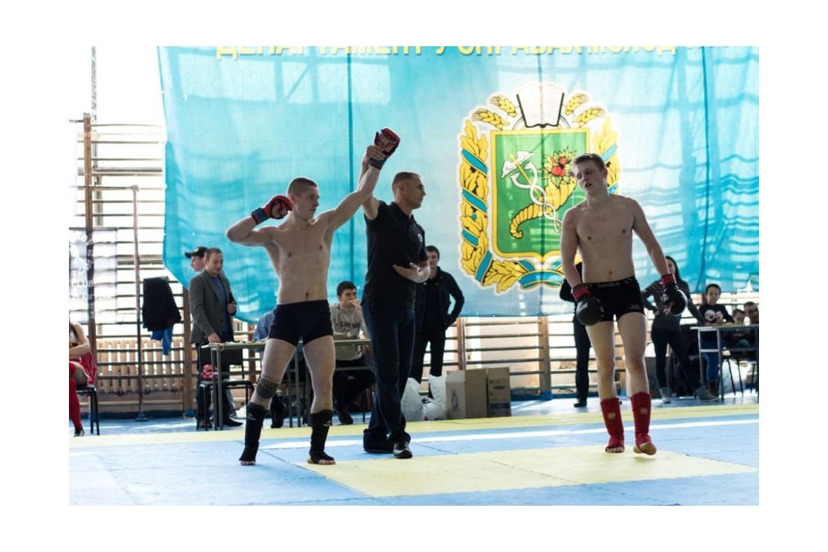 У Дніпрі відбувся турнір пам'яті бійця змішаних єдиноборств У Дніпрі відбувся турнір пам'яті бійця змішаних єдиноборств