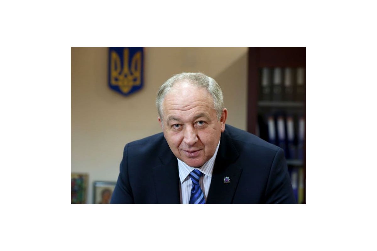 Кабінет міністрів хоче відправити у відставку Олександра Кіхтенка Кабінет міністрів хоче відправити у відставку Олександра Кіхтенка