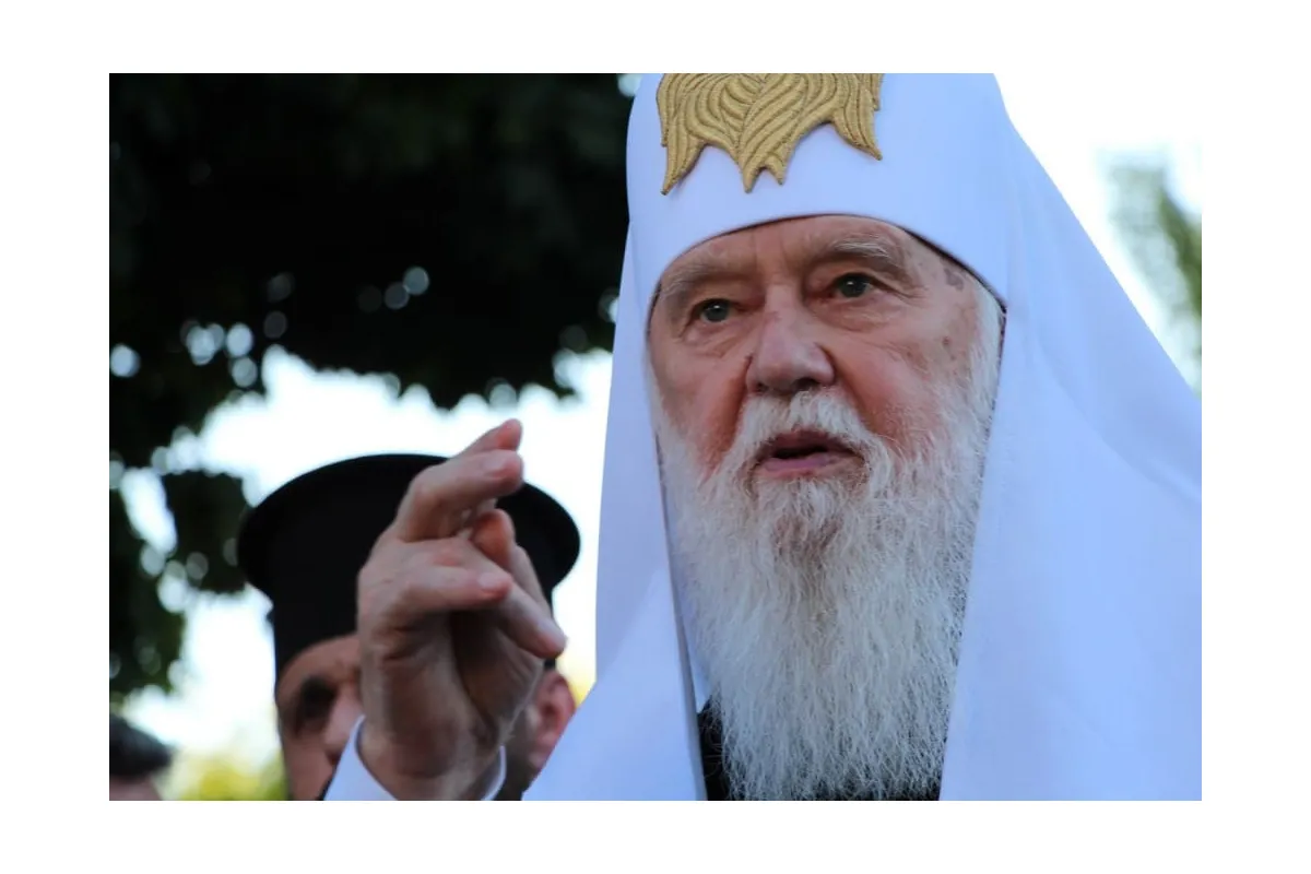 Патріарх УПЦ КП нагородить церковними медалями військових та волонтерів