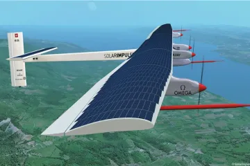 ​Літак на сонячних батареях