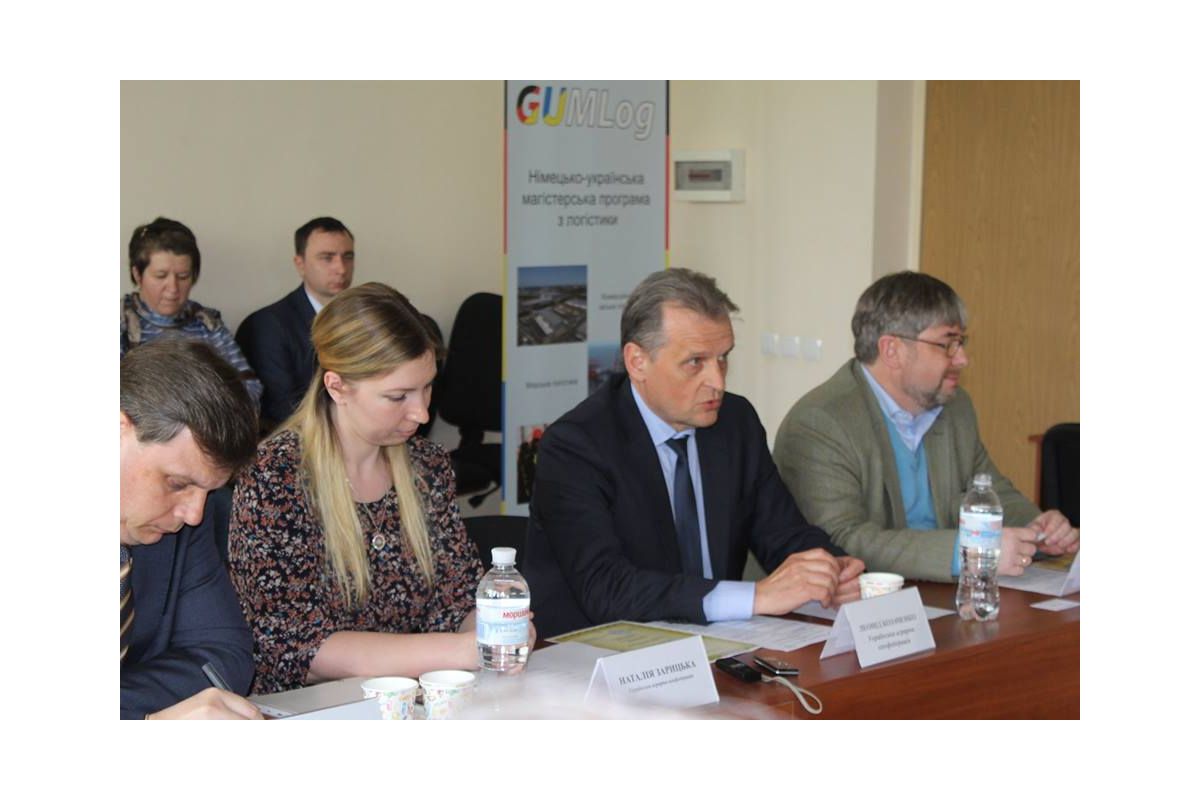 На чому повеземо зерно до Європи? На чому повеземо зерно до Європи?