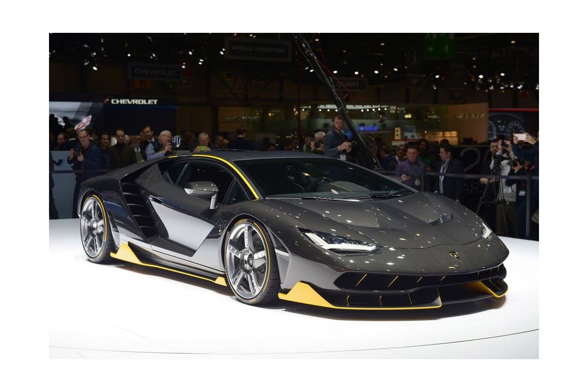 Компанія «Lamborghini» презентувала свій найшвидший та найдорожчий спорткар Компанія «Lamborghini» презентувала свій найшвидший та найдорожчий спорткар