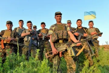​Новини України: Стало відомо, яку заробітну плату отримають військові із зони АТО