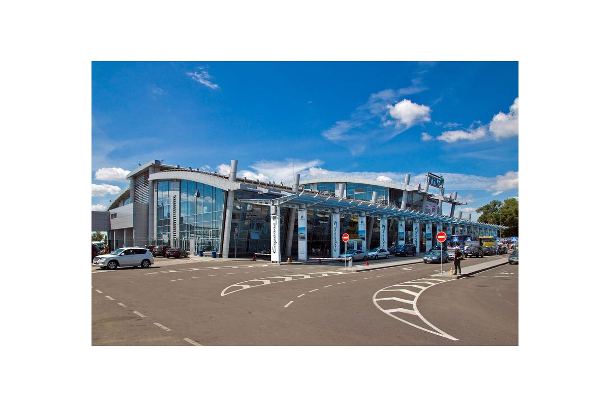 Головний митник київських «Жулян» затриманий через корупційну діяльність Головний митник київських «Жулян» затриманий через корупційну діяльність