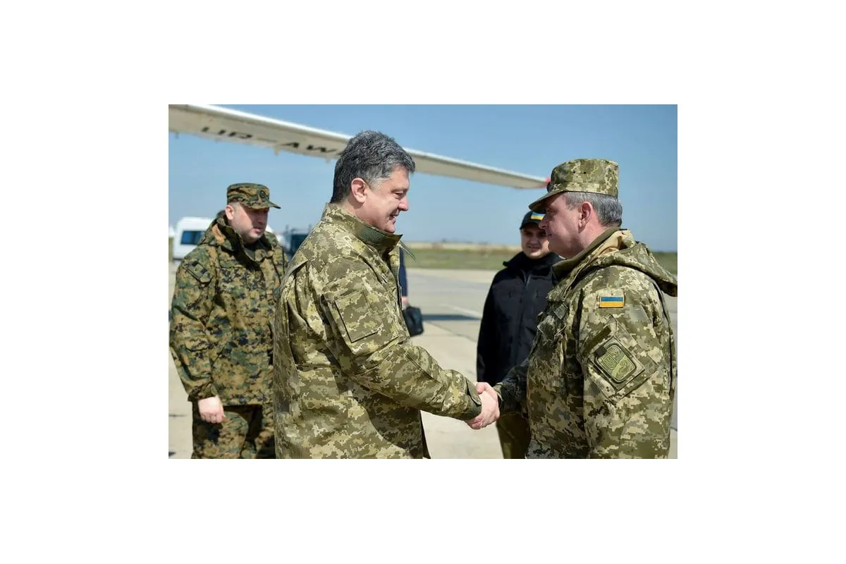 Петро Порошенко пройшов підготовку разом із солдатами ВСУ