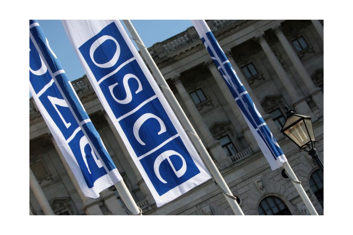 У Луганську пройшов насильницько організований мітинг проти місії ОБСЄ У Луганську пройшов насильницько організований мітинг проти місії ОБСЄ