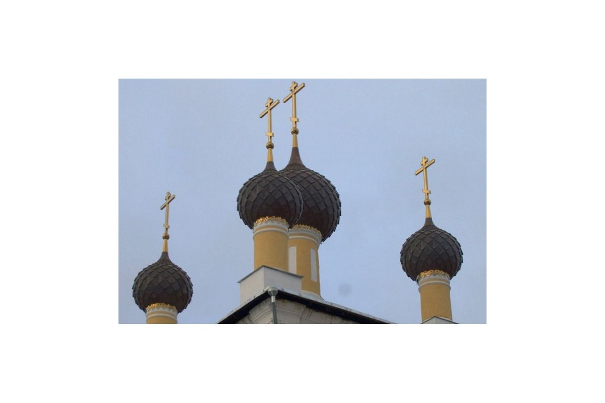 Київська УПЦ молиться на нову поліцію Київська УПЦ молиться на нову поліцію