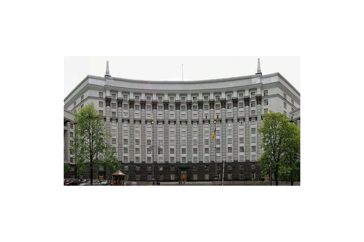 Уряд констатував суттєве надходження новітніх вакцин та ліків до українських областей Уряд констатував суттєве надходження новітніх вакцин та ліків до українських областей