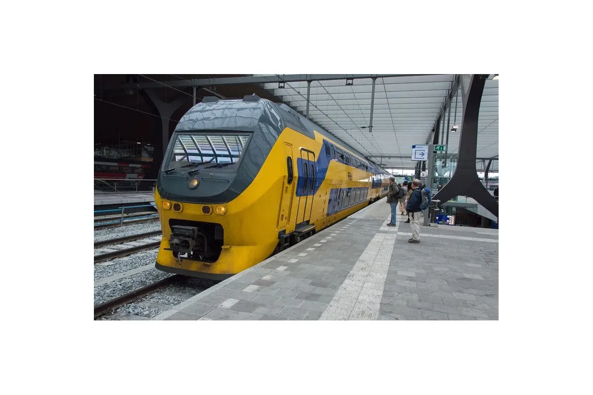 Поїзди Нідерландів забезпечують електроенергією вітряні генератори