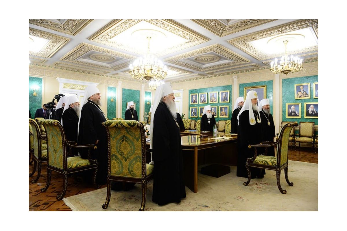 УПЦ просить не використовувати її як інструмент політичних маніпуляцій УПЦ просить не використовувати її як інструмент політичних маніпуляцій