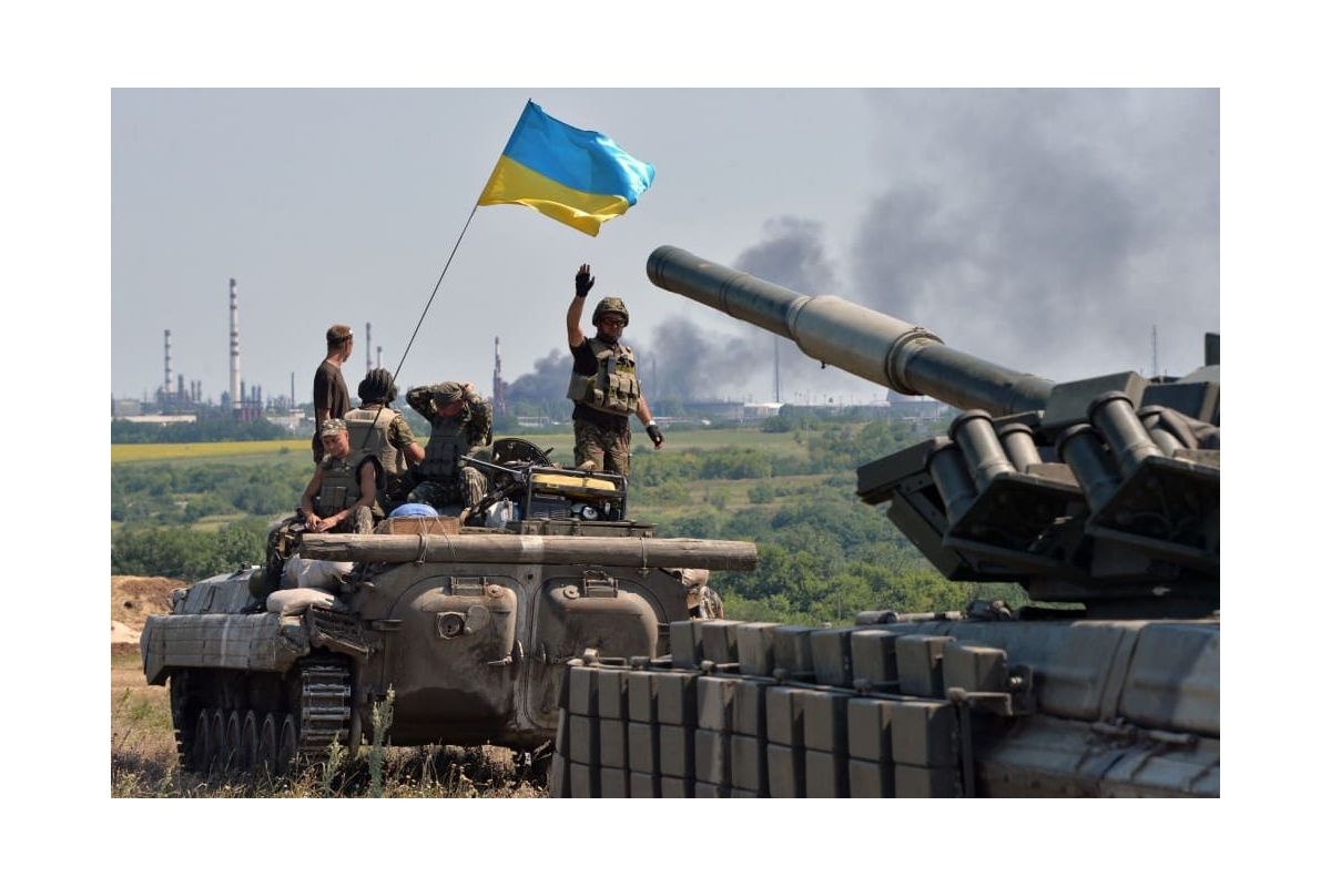 Армія стане повністю контрактною вже до кінця жовтня Армія стане повністю контрактною вже до кінця жовтня