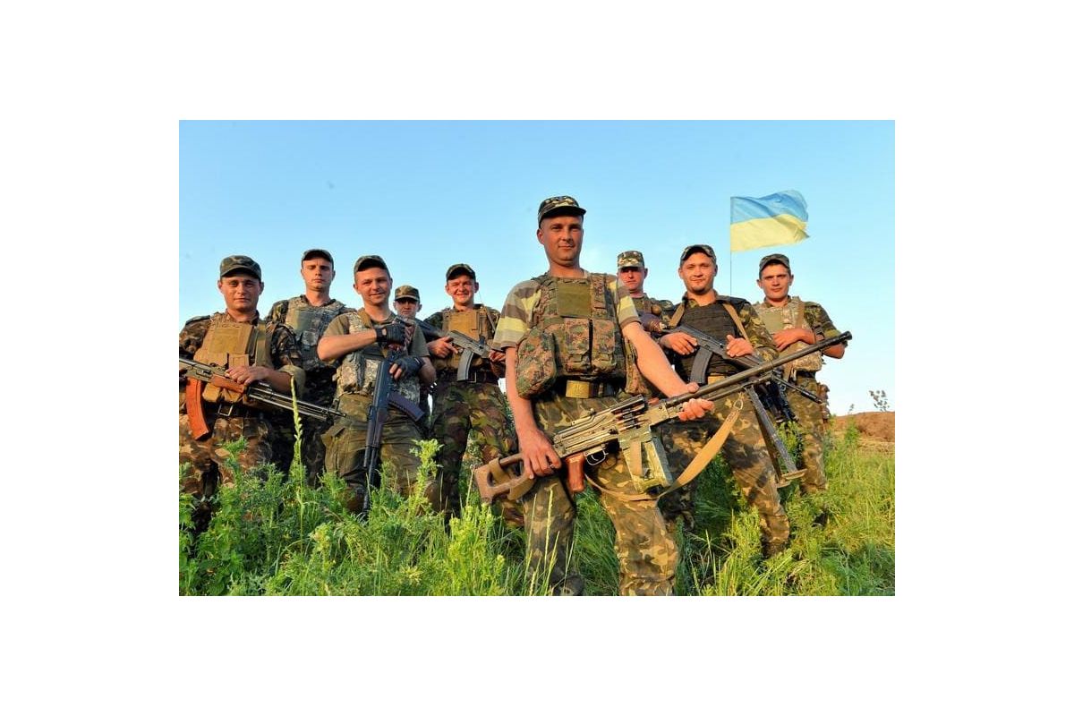 Міноборони витратило 15 млн грн на неякісну військову форму Міноборони витратило 15 млн грн на неякісну військову форму