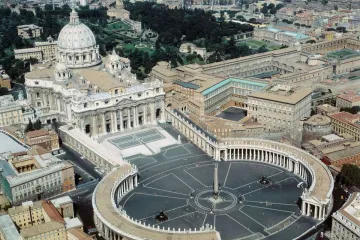 ​Ватикан визнаватиме дива по-новому