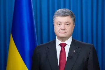 ​Петро Порошенко активно займається обговоренням позову України до Росії в Гаазі