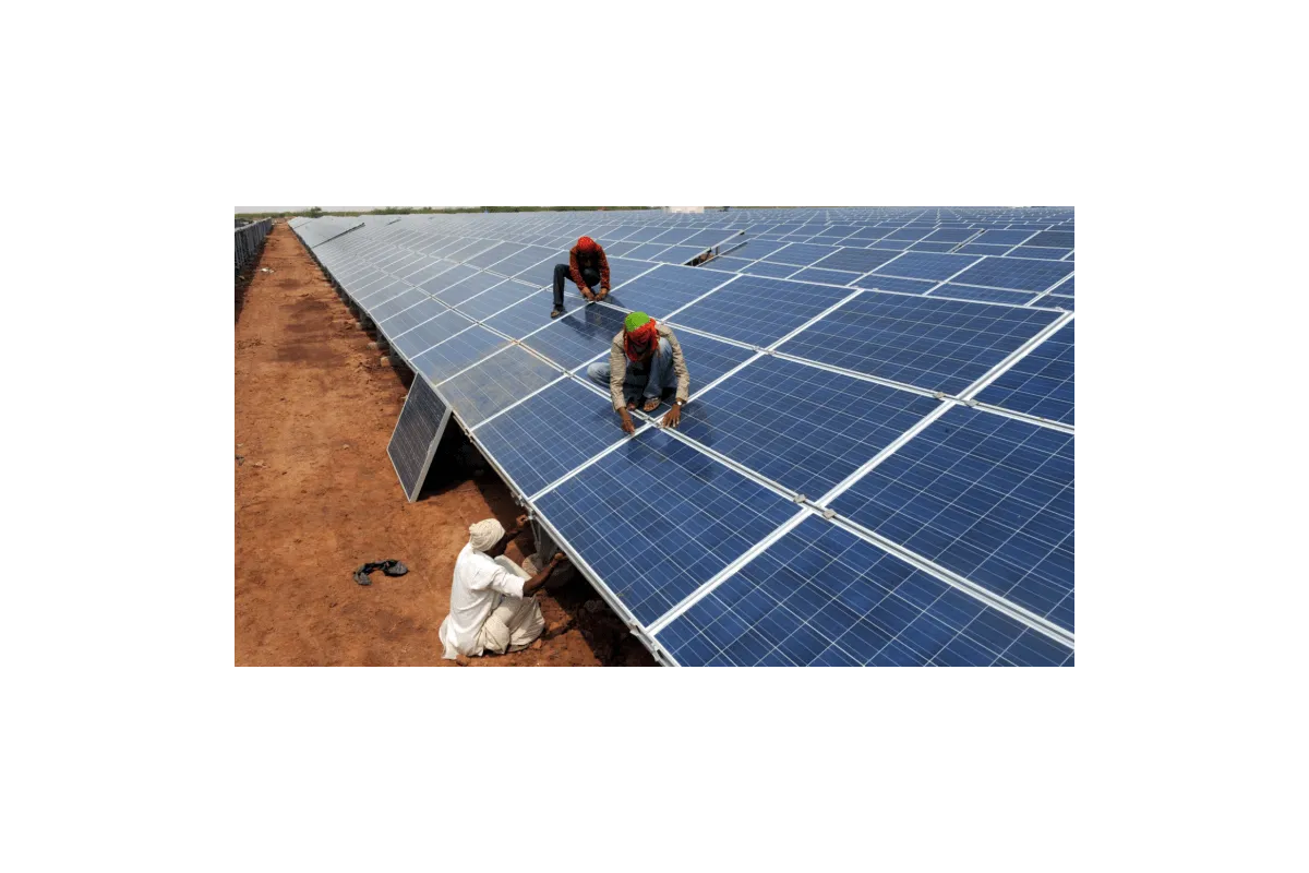 Найбільша в світі сонячна індійська електростанція