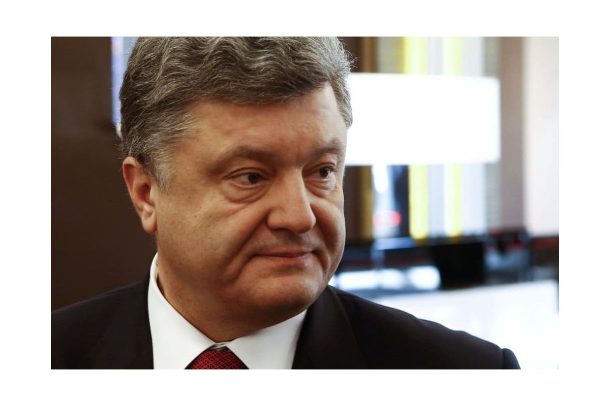 Петро Порошенко активно зайнявся введенням змін до Податкового кодексу Петро Порошенко активно зайнявся введенням змін до Податкового кодексу