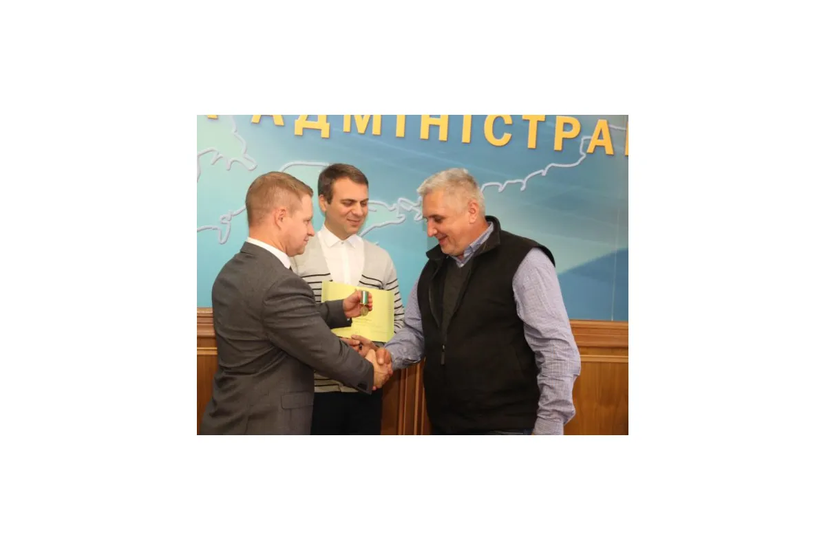 Олександр Горган нагородив відзнаками Президента України волонтерів київщини