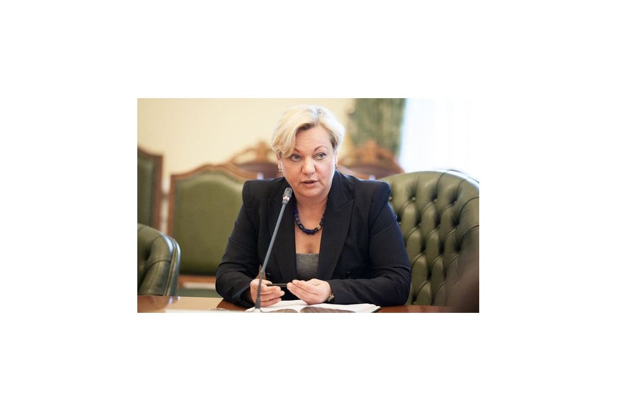 Гонтарєва розповіла про зміни разом з «мінімалкою» Гонтарєва розповіла про зміни разом з «мінімалкою»