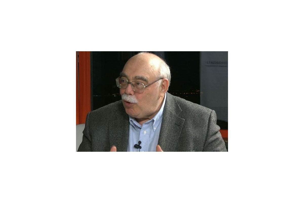 Радник президента вважає, що уряд має діяти радикальніше по відношенню до реформ Радник президента вважає, що уряд має діяти радикальніше по відношенню до реформ