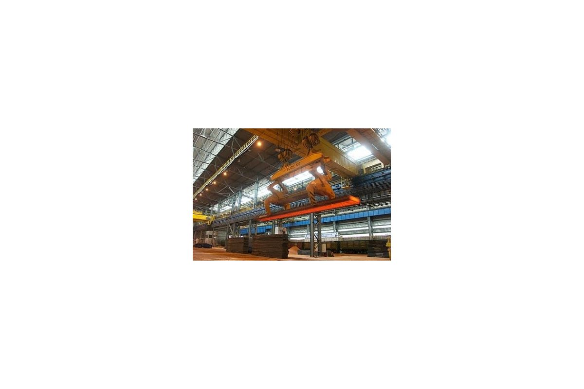 Реалізація промислових продуктів України зросла на 23% Реалізація промислових продуктів України зросла на 23%