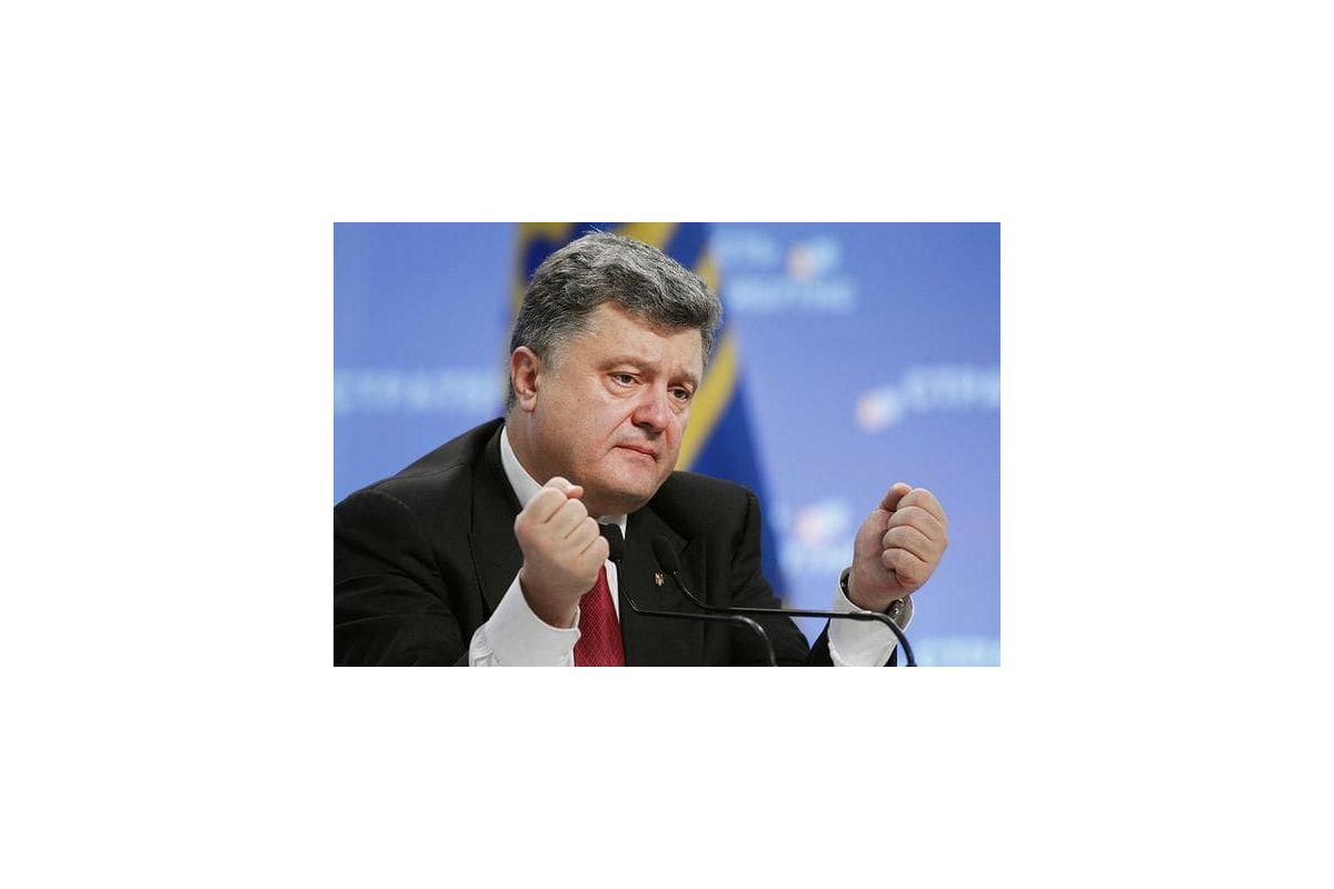 «Треба посилити відповідальність власників банків», - Петро Порошенко «Треба посилити відповідальність власників банків», - Петро Порошенко
