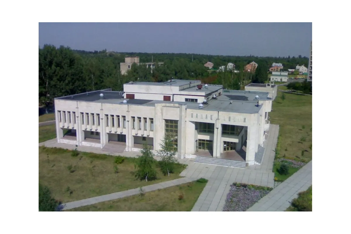 Луганський університет змінить адресу