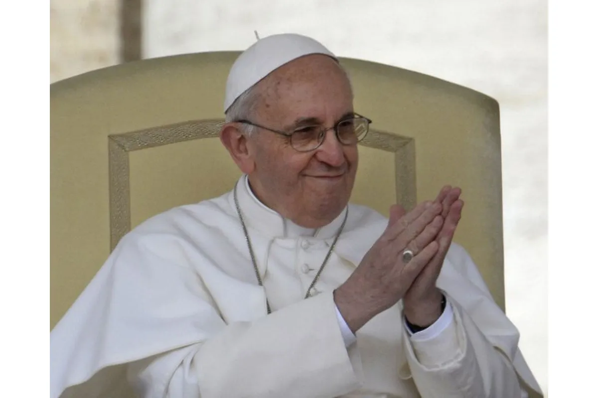 Папа Римський вважає необхідним побороти корупцію