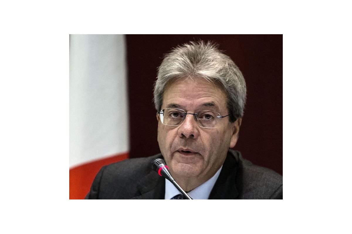 За межею неможливого: МЗС Італії запропонувало Україні надати автономію Донбасу За межею неможливого: МЗС Італії запропонувало Україні надати автономію Донбасу