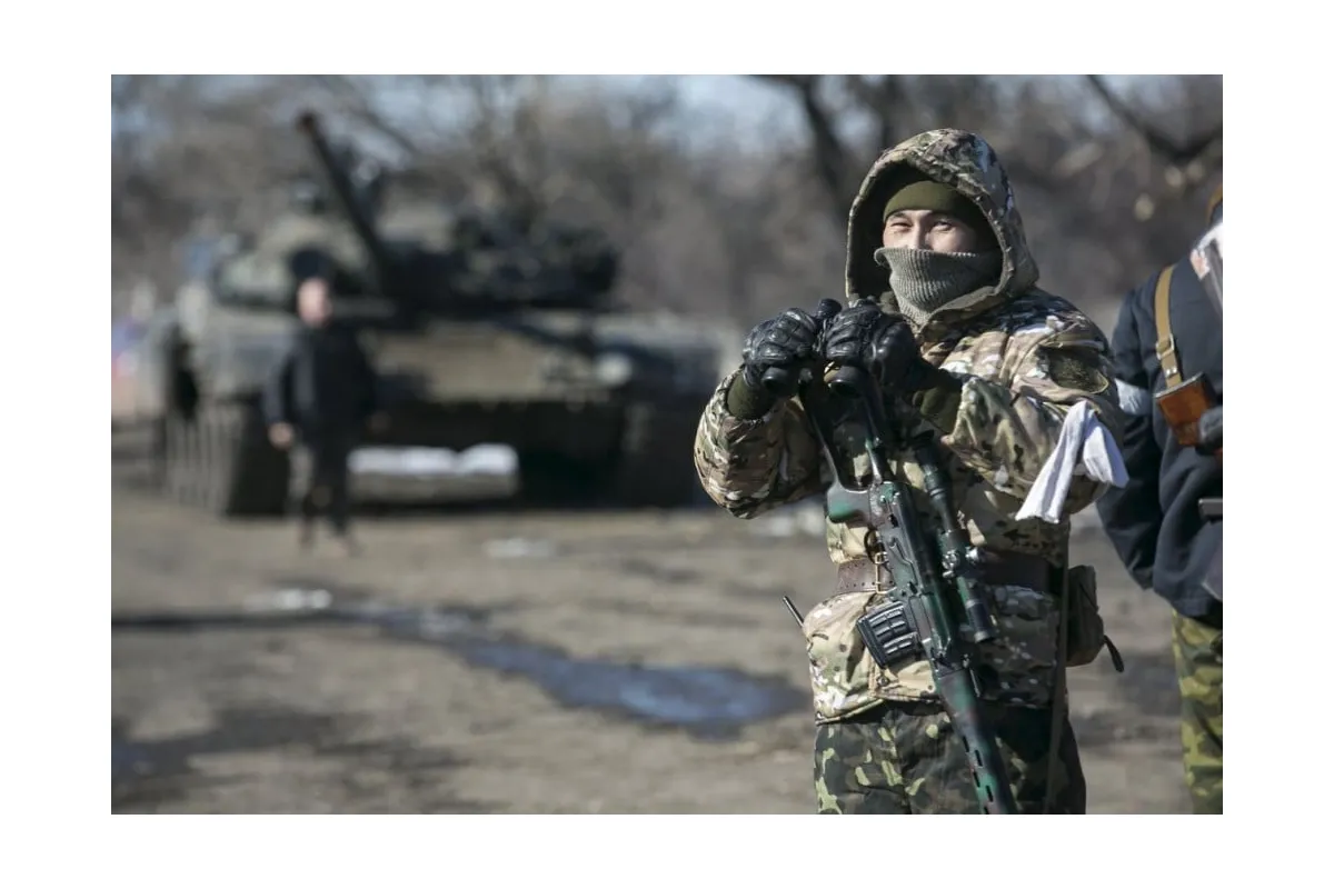 У самопроголошеній «ДНР» масово вербують чоловіків в ряди бойовиків
