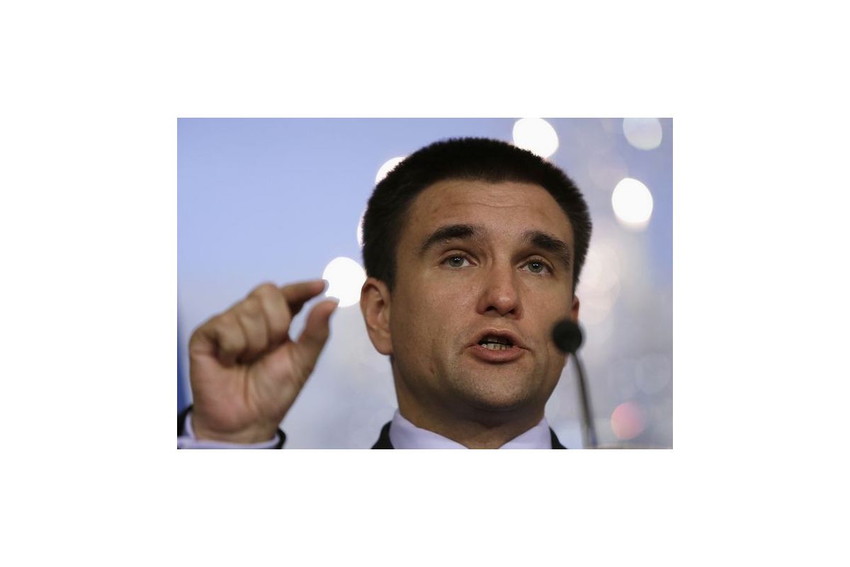 Спостерігачів ОБСЄ не пропустили у Дебальцеве Спостерігачів ОБСЄ не пропустили у Дебальцеве