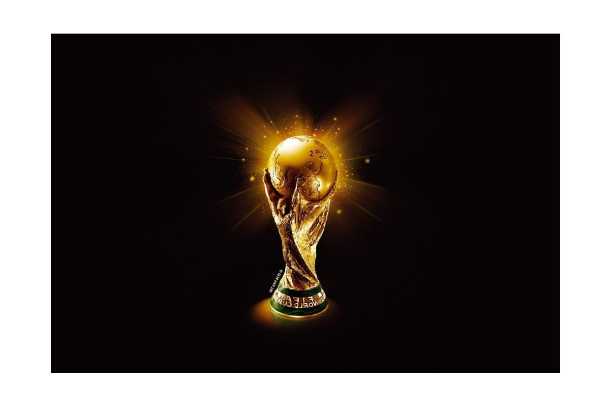 Через десять років Чемпіонат світу з футболу може збільшити кількість своїх учасників Через десять років Чемпіонат світу з футболу може збільшити кількість своїх учасників