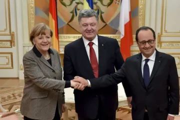 ​Петро Порошенко обговорить з Олландом виконання Мінських угод
