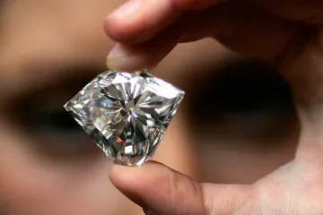 ​У всьому світі падає ціна на діаманти
