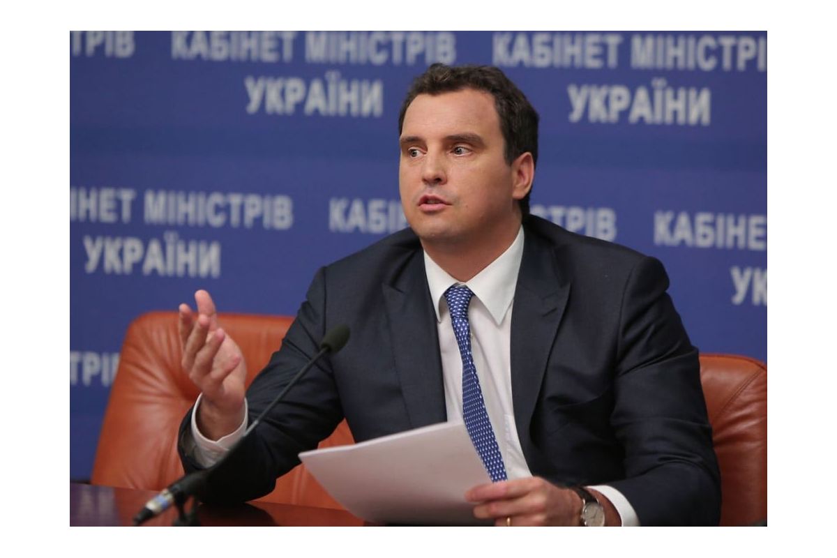 Скільки законів було прийнято в Україні? Скільки законів було прийнято в Україні?