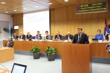   Голова обласної Ради Анатолій Олійник виступив на сесії крайової ради в Ліберці   Голова обласної Ради Анатолій Олійник виступив на сесії крайової ради в Ліберці