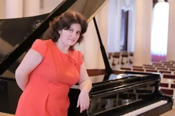 ​12 квітня у Національній філармонії дасть сольний концерт піаністка Марія Віхляєва
