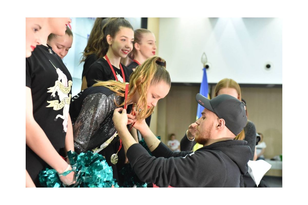 В КИЄВІ ВІДБУВСЯ МІЖНАРОДНИЙ ТУРНІР З ЧИРЛІДИНГУ «RED FOXES CUP» В КИЄВІ ВІДБУВСЯ МІЖНАРОДНИЙ ТУРНІР З ЧИРЛІДИНГУ «RED FOXES CUP»