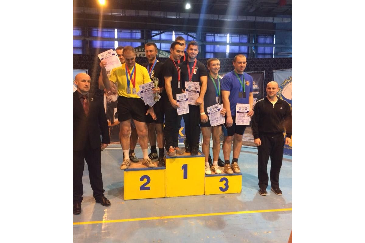 В УЖГОРОДІ ВІДБУЛИСЬ ЗМАГАННЯ З ГИРЬОВОГО СПОРТУ В УЖГОРОДІ ВІДБУЛИСЬ ЗМАГАННЯ З ГИРЬОВОГО СПОРТУ