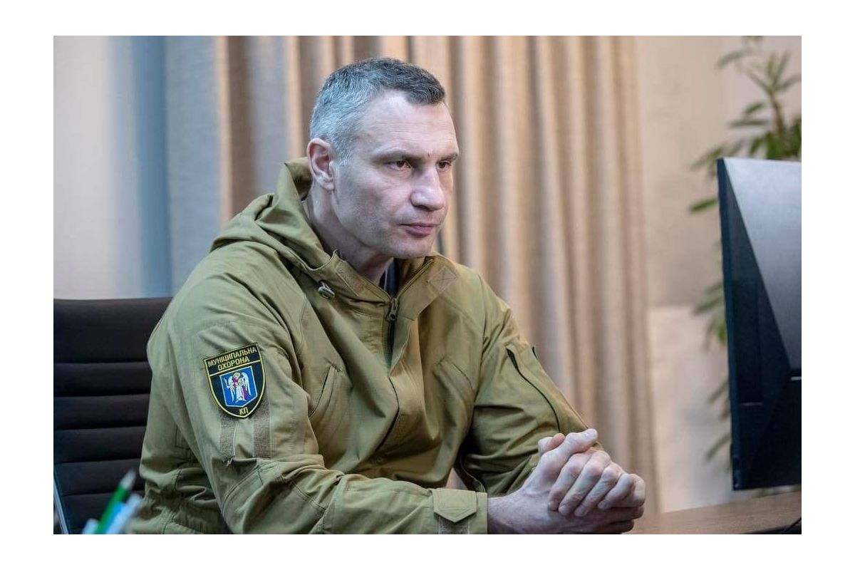 Віталій Кличко: всі системи життєзабезпечення столиці після вчорашніх та нічних обстрілів працюють у штатному режимі Віталій Кличко: всі системи життєзабезпечення столиці після вчорашніх та нічних обстрілів працюють у штатному режимі