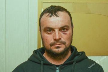 Ставленники нардепа Киссе захватили сельхозкомбинат в Одесской области и избивали местных жителей Ставленники нардепа Киссе захватили сельхозкомбинат в Одесской области и избивали местных жителей