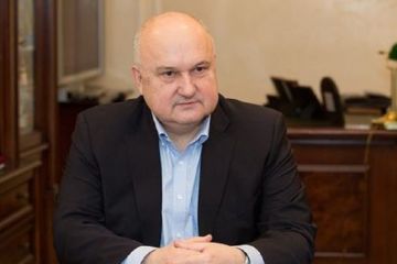 “Темна конячка” української політики: що приховує Ігор Смешко “Темна конячка” української політики: що приховує Ігор Смешко