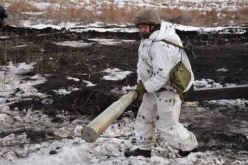 Быстрое возмездие: в Сети показали, как бойцы ВСУ отомстили за погибшего товарища 	  	 	    			 	  	Быстрое возмездие: в Сети показали, как бойцы ВСУ отомстили за погибшего товарища