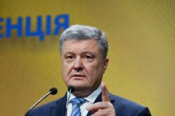 «Если не я, то Путин»: эксперт предупреждает об опасном сценарии Порошенко «Если не я, то Путин»: эксперт предупреждает об опасном сценарии Порошенко