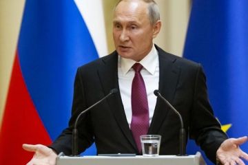 «Полная капитуляция!» Боевик Гиркин — Стрелков рассказал, что Путин сделает с Донбассом «Полная капитуляция!» Боевик Гиркин — Стрелков рассказал, что Путин сделает с Донбассом