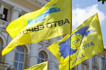 Авто Євро Сила навідалась у гості до в.о. заступника голови ДФС Віктора Кривіцького Авто Євро Сила навідалась у гості до в.о. заступника голови ДФС Віктора Кривіцького