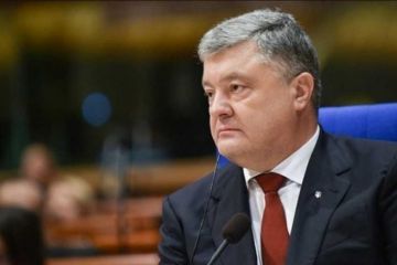 «Какие у него «фишки» в загашнике»: политтехнолог нарисовал сценарий победы Порошенко на выборах «Какие у него «фишки» в загашнике»: политтехнолог нарисовал сценарий победы Порошенко на выборах