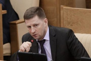 Хабаровский край возглавит «крестный отец»? Хабаровский край возглавит «крестный отец»?