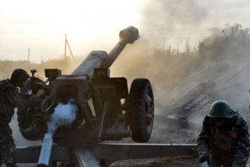 Обстановка на Донбассе обострилась Обстановка на Донбассе обострилась