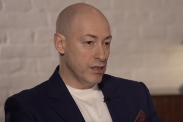 «Поверьте, он уже обхватил голову руками, и думает, зачем я это сделал?», — Гордон о президентстве Зеленского «Поверьте, он уже обхватил голову руками, и думает, зачем я это сделал?», — Гордон о президентстве Зеленского