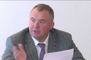 Порошенко после ареста Свинарчука и бегства Кононенко выбросил белый флаг — политолог Порошенко после ареста Свинарчука и бегства Кононенко выбросил белый флаг — политолог